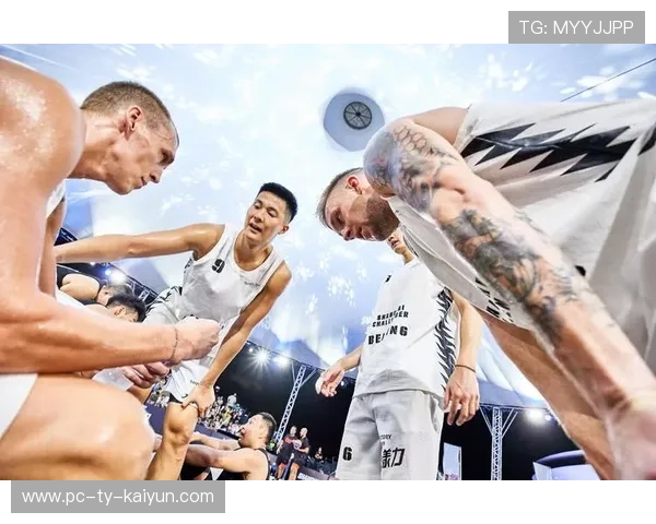 决战时刻：比赛进入白热化，胜负难辨，决战要赛