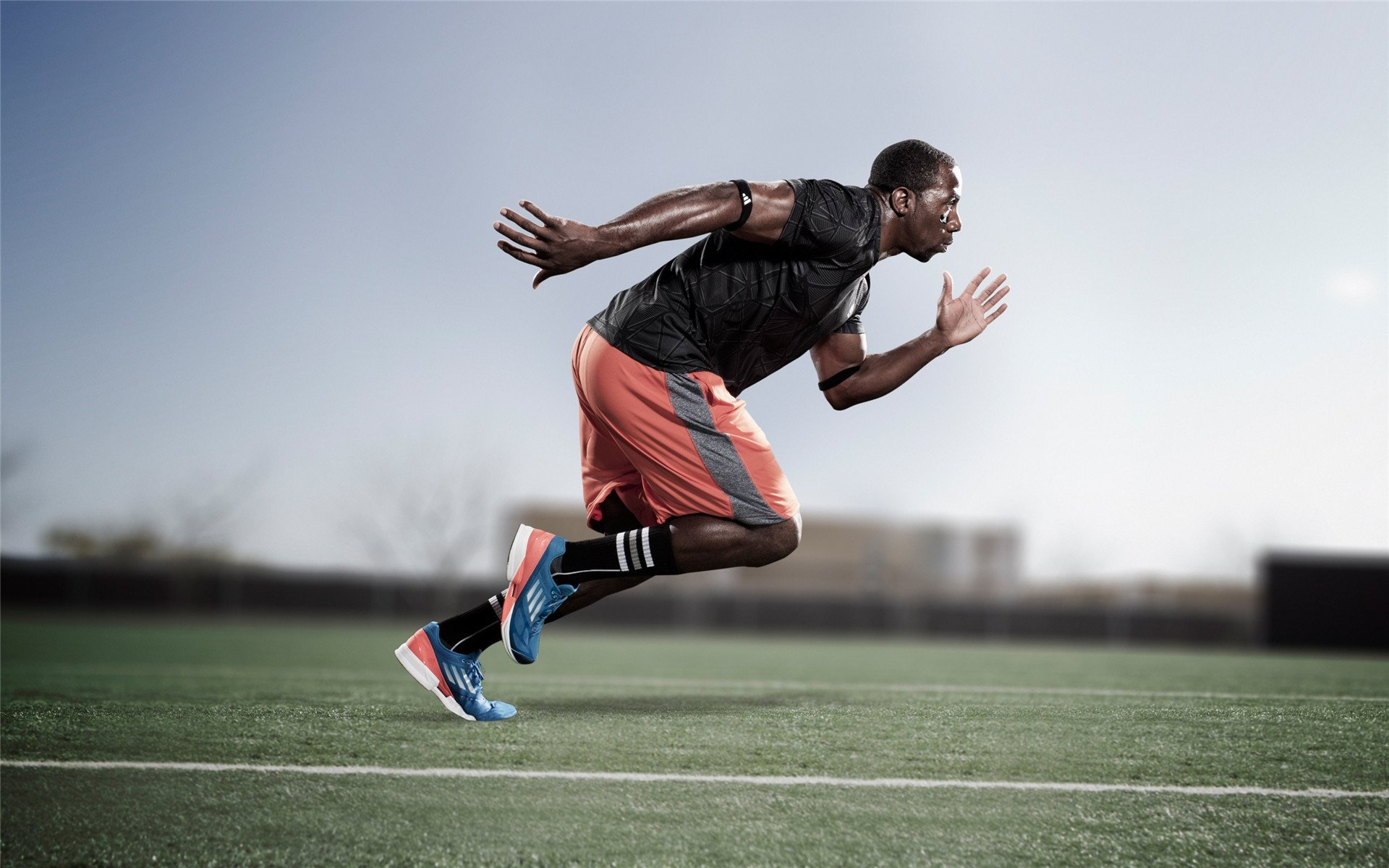 中国足球职业联赛增强球员语言交流能力，中国足球队训练